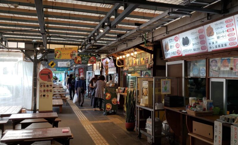 大人気のおんなの駅なかゆくい市場のおすすめ沖縄グルメ 4選 恩納村 おきなわんたいむろぐ